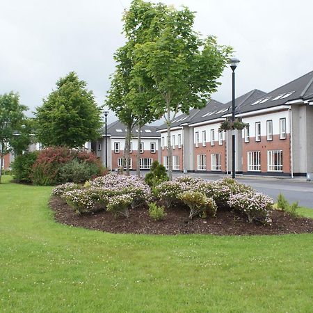 Glasan Holiday Village Galway Exterior photo