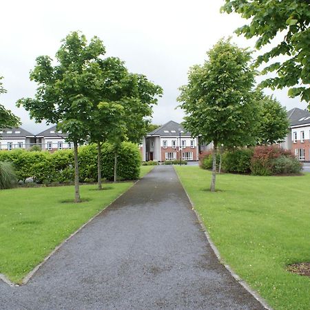 Glasan Holiday Village Galway Exterior photo