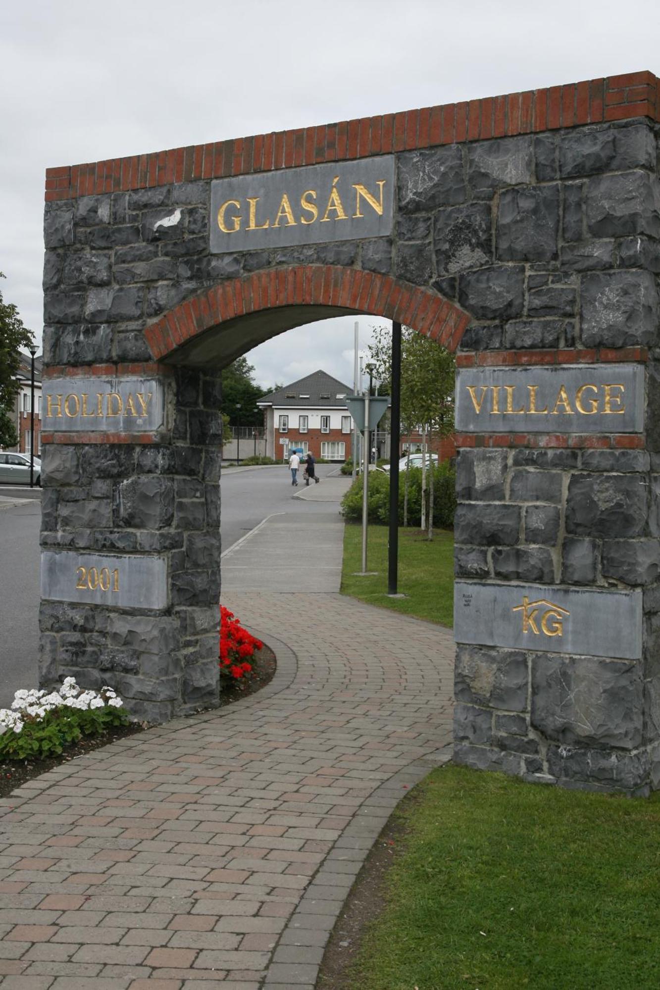 Glasan Holiday Village Galway Exterior photo